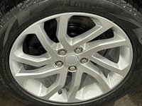 USED 2015 65 LAND ROVER DISCOVERY 3.0 SDV6 HSE 5d 255 BHP Complete Landrover Service Record inc "Timing belts"  27-10-2016  7003  Miles,  31-10-2017  16120  Miles,    05-09-2018   23112  Miles,  12-09-2019  32366  Miles,  03-08-2020  37600  Miles,  20-08-2021  45035  " Timing Belts" Miles,  27-09-2022  54728  Miles