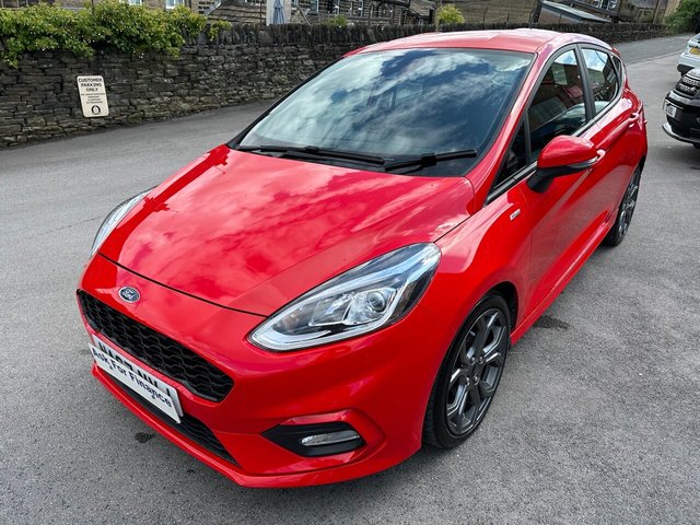 2018 FORD, FIESTA - Photo 4