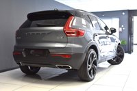 USED 2019 68 VOLVO XC40 2.0 D4 R-DESIGN PRO AWD  **&pound;399 A MONTH WITH &pound;4104 DEPOSIT**