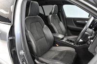 USED 2019 68 VOLVO XC40 2.0 D4 R-DESIGN PRO AWD  **&pound;399 A MONTH WITH &pound;4104 DEPOSIT**