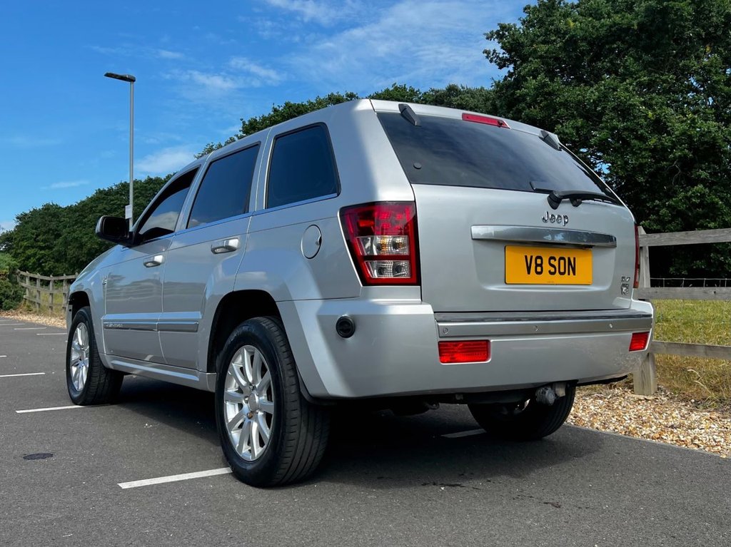 USED 2006 V JEEP GRAND CHEROKEE OVERLAND // HEMI 5.7 V8 322 BHP // 5d // px swap 