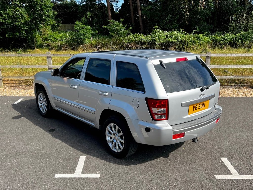 USED 2006 V JEEP GRAND CHEROKEE OVERLAND // HEMI 5.7 V8 322 BHP // 5d // px swap 