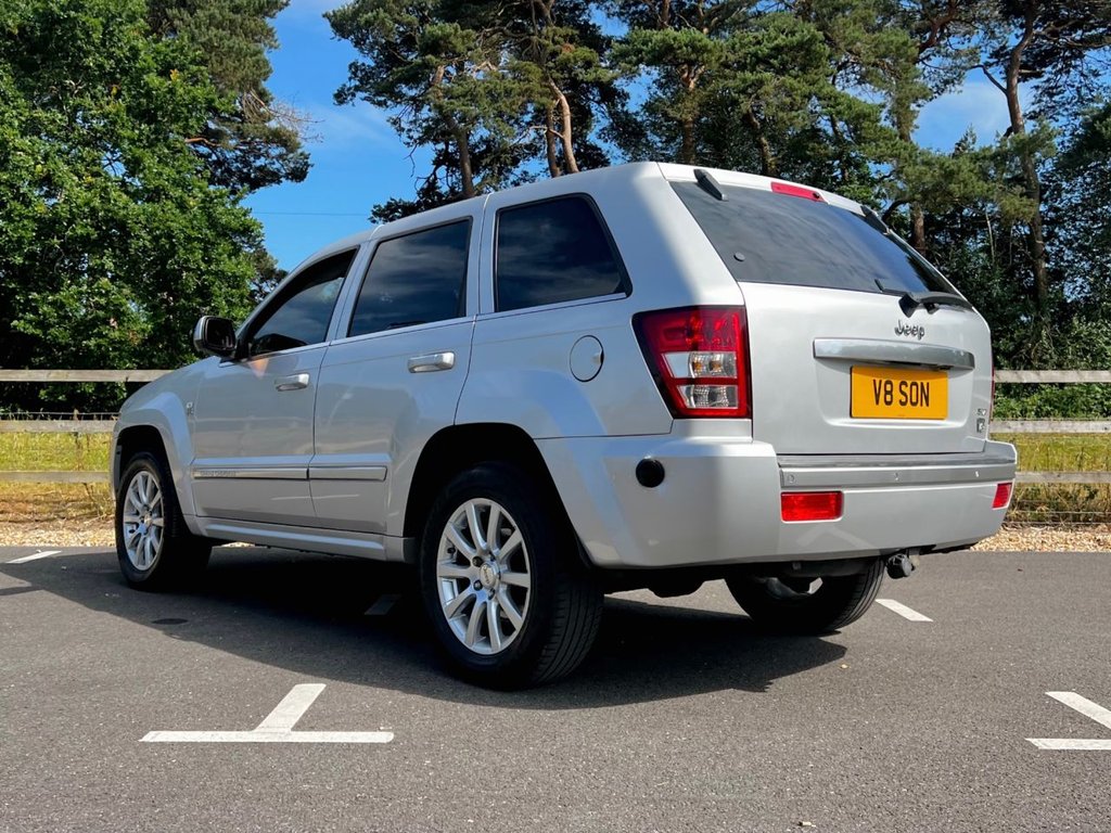 USED 2006 V JEEP GRAND CHEROKEE OVERLAND // HEMI 5.7 V8 322 BHP // 5d // px swap 