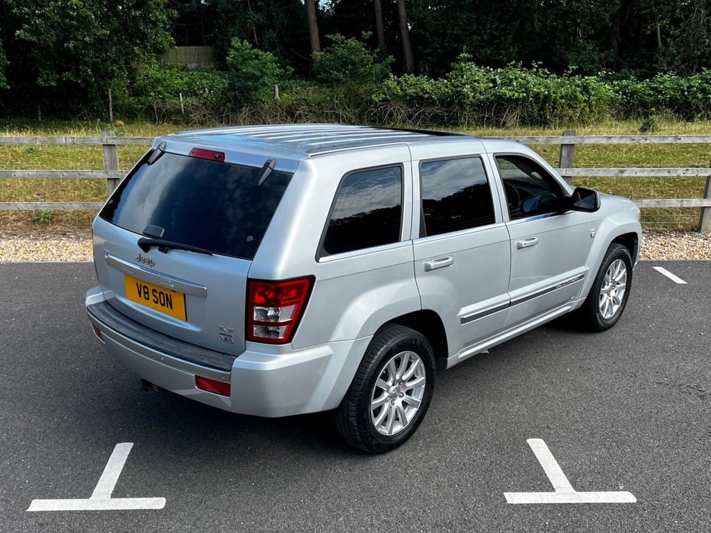 USED 2006 V JEEP GRAND CHEROKEE OVERLAND // HEMI 5.7 V8 322 BHP // 5d // px swap 