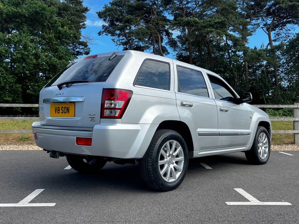 USED 2006 V JEEP GRAND CHEROKEE OVERLAND // HEMI 5.7 V8 322 BHP // 5d // px swap 