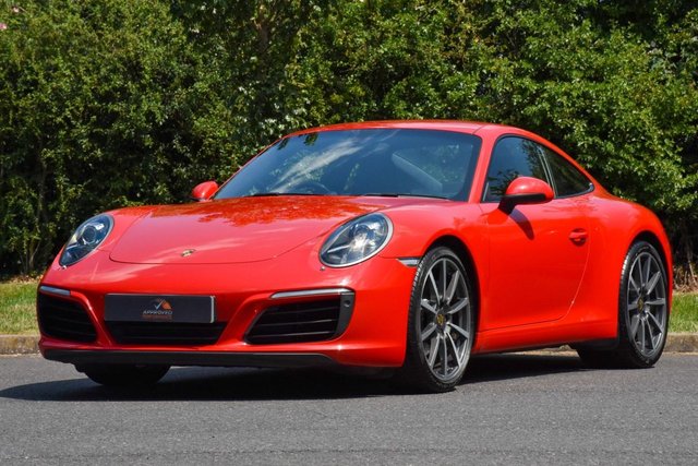 2016 16 Porsche 911 3.0 CARRERA PDK 2d 364 BHP