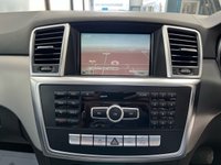 USED 2012 62 MERCEDES-BENZ M-CLASS 2.1 ML250 BlueTEC Sport SUV 5dr Diesel G-Tronic 4WD Euro 6 (s/s) (204 ps) Sunroof,AirMatic,Rev Camera
