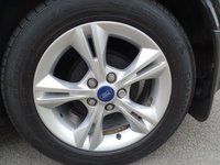 USED 2011 11 FORD FOCUS 1.6 ZETEC 5d 124 BHP New MOT