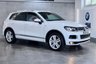USED 2014 14 VOLKSWAGEN TOUAREG 3.0 V6 R-LINE TDI BLUEMOTION TECHNOLOGY 5d 242 BHP 