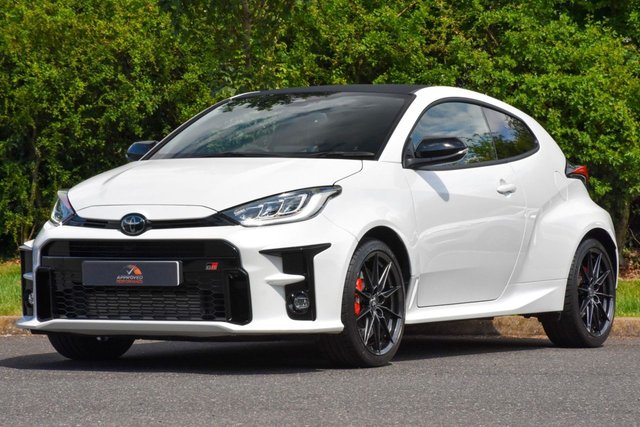 2021 21 Toyota Yaris 1.6 GR-Y CIRCUIT 3d 257 BHP
