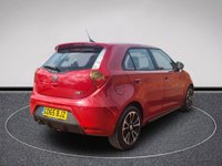 USED 2015 65 MG 3 1.5 3 STYLE VTI-TECH 5d 106 BHP MG 3 1.5 3 STYLE VTI-TECH 5d 106 BHP