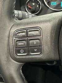 USED 2012 62 JEEP WRANGLER 2.8 SAHARA CRD 2d 197 BHP 