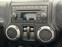 USED 2012 62 JEEP WRANGLER 2.8 SAHARA CRD 2d 197 BHP 