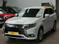 USED 2019 69 MITSUBISHI OUTLANDER 2.4 PHEV EXCEED SAFETY 5d 222 BHP IMMACULATE EXAMPLE BIG SPEC SAT NAV LEATHER CAMERA VAT Q