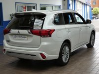 USED 2019 69 MITSUBISHI OUTLANDER 2.4 PHEV EXCEED SAFETY 5d 222 BHP IMMACULATE EXAMPLE BIG SPEC SAT NAV LEATHER CAMERA VAT Q