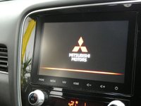 USED 2019 69 MITSUBISHI OUTLANDER 2.4 PHEV EXCEED SAFETY 5d 222 BHP IMMACULATE EXAMPLE BIG SPEC SAT NAV LEATHER CAMERA VAT Q