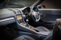 USED 2012 12 PORSCHE BOXSTER 2.7 24V 2d 265 BHP STUNNING COLOUR, LOW MILES, DARK BLUE WITH YACHT BLUE LEATHER INTERIOR, STUNNING COMBO.  BEAUTIFUL CAR WITH GREAT HISTORY