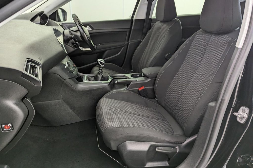 USED 2018 18 PEUGEOT 308 1.6 BLUE HDI S/S ACTIVE 5d 120 BHP 