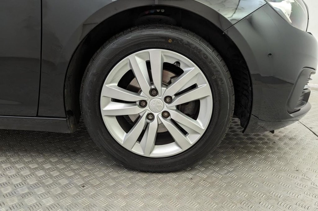 USED 2018 18 PEUGEOT 308 1.6 BLUE HDI S/S ACTIVE 5d 120 BHP 