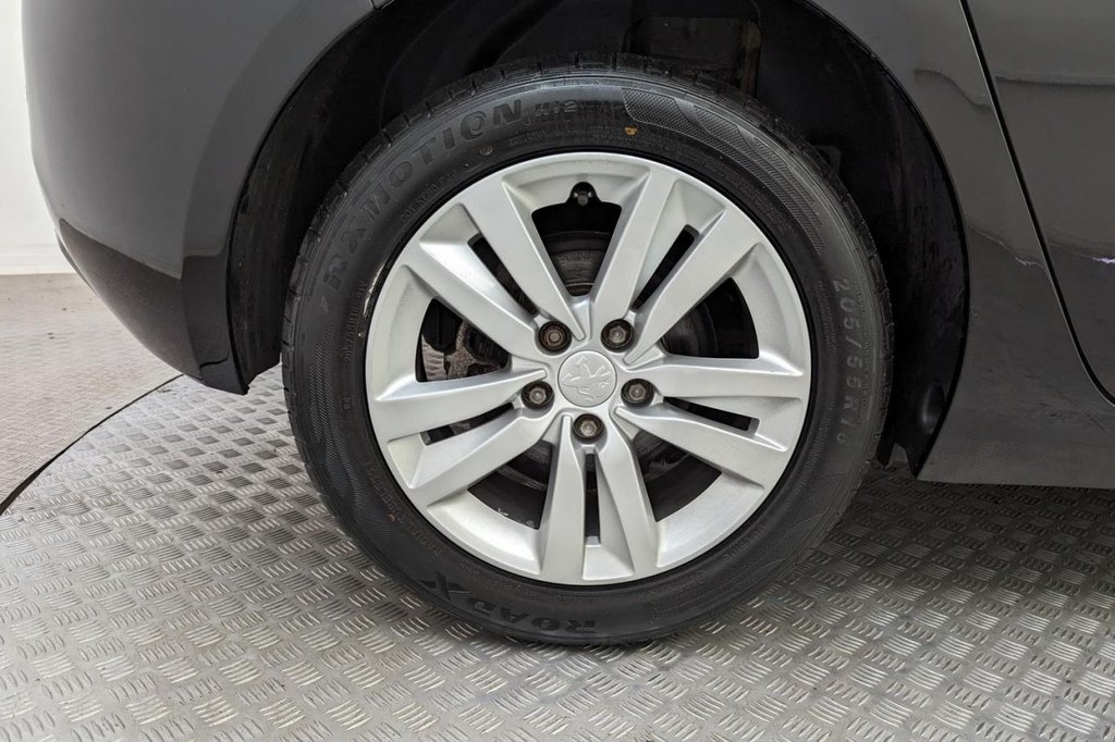 USED 2018 18 PEUGEOT 308 1.6 BLUE HDI S/S ACTIVE 5d 120 BHP 