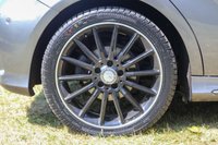 USED 2017 17 MERCEDES-BENZ A-CLASS A200d (136) AMG Line Premium 5dr Automatic Euro 6 (Navigation Diamond Grill, Black 18