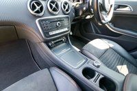 USED 2017 17 MERCEDES-BENZ A-CLASS A200d (136) AMG Line Premium 5dr Automatic Euro 6 (Navigation Diamond Grill, Black 18