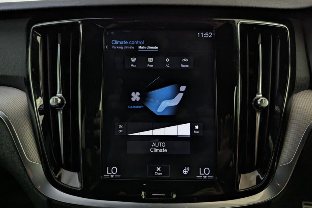 USED 2019 19 VOLVO V60 2.0 D4 R-DESIGN 5d 188 BHP 