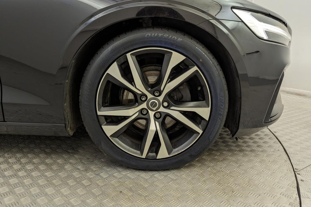 USED 2019 19 VOLVO V60 2.0 D4 R-DESIGN 5d 188 BHP 