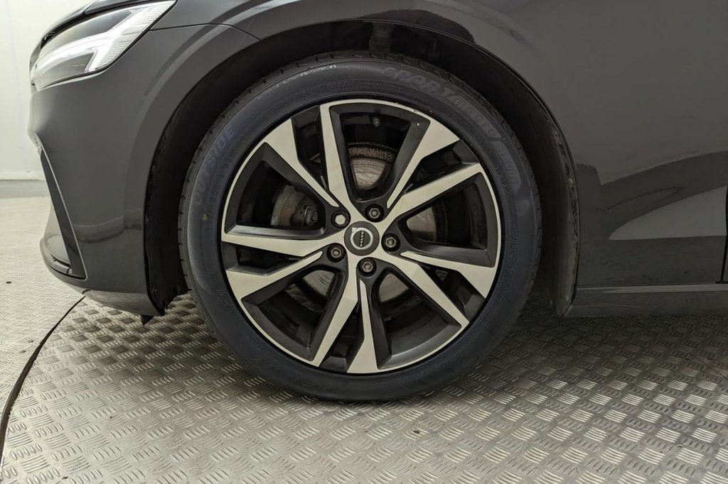 USED 2019 19 VOLVO V60 2.0 D4 R-DESIGN 5d 188 BHP 