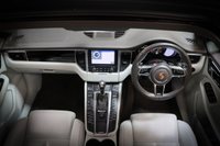 USED 2016 66 PORSCHE MACAN 3.0 D S PDK 5d 258 BHP AGATE AND PEBBLE INTERIOR, PAN ROOF, FULL HISTORY - PASM - PDLS - REVERSE CAMERA - 20 INCH ALLOYS -  NEW TYRES