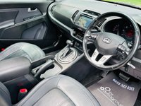 USED 2012 12 KIA SPORTAGE 2.0 CRDI KX-3 SAT NAV 5d 134 BHP AUTOMATIC ALL WHEEL DRIVE PANORAMIC SUNROOF SATELLITE NAVIGATION