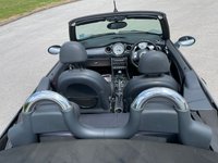 USED 2006 56 MINI CONVERTIBLE 1.6 ONE 2d 89 BHP FULL 12 MONTHS MOT