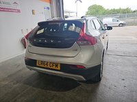 USED 2014 64 VOLVO V40 1.6 D2 CROSS COUNTRY LUX 5d 113 BHP &pound;20 Road Tax