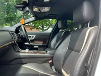 USED 2015 15 JAGUAR XF 2.2 D PORTFOLIO SPORTBRAKE 5d 200 BHP 
