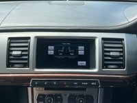 USED 2015 15 JAGUAR XF 2.2 D PORTFOLIO SPORTBRAKE 5d 200 BHP 