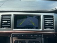 USED 2015 15 JAGUAR XF 2.2 D PORTFOLIO SPORTBRAKE 5d 200 BHP 
