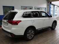 USED 2020 70 MITSUBISHI OUTLANDER 2.0 EXCEED 5d 148 BHP 7 SEATS SAT NAV LEATHER CAMERA 1 OWNER MITSUBISHI WARRANTY TILL NOV 2025