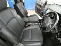 USED 2020 70 MITSUBISHI OUTLANDER 2.0 EXCEED 5d 148 BHP 7 SEATS SAT NAV LEATHER CAMERA 1 OWNER MITSUBISHI WARRANTY TILL NOV 2025