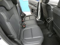USED 2020 70 MITSUBISHI OUTLANDER 2.0 EXCEED 5d 148 BHP 7 SEATS SAT NAV LEATHER CAMERA 1 OWNER MITSUBISHI WARRANTY TILL NOV 2025