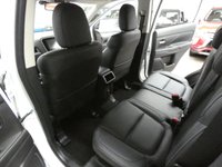 USED 2020 70 MITSUBISHI OUTLANDER 2.0 EXCEED 5d 148 BHP 7 SEATS SAT NAV LEATHER CAMERA 1 OWNER MITSUBISHI WARRANTY TILL NOV 2025