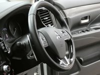 USED 2020 70 MITSUBISHI OUTLANDER 2.0 EXCEED 5d 148 BHP 7 SEATS SAT NAV LEATHER CAMERA 1 OWNER MITSUBISHI WARRANTY TILL NOV 2025