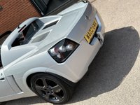 USED 2002 02 VAUXHALL VX220 2.2L 16V 2d 147 BHP ONE OWNER