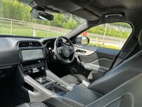 USED 2019 19 JAGUAR F-PACE 2.0 R-SPORT AWD 5d 177 BHP 