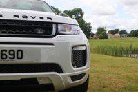 USED 2016 16 LAND ROVER RANGE ROVER EVOQUE 2.0 TD4 (180) SE Tech 5dr Automatic (Panoramic Sunroof, Autobiography Colour Coding, Navigation) !! NATIONWIDE DELIVERY AVAILABLE !!