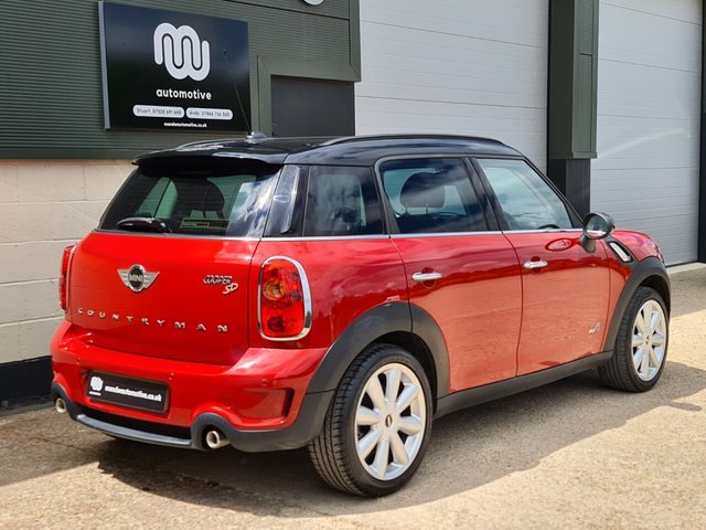 View our MINI COUNTRYMAN