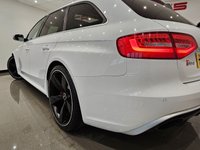 USED 2015 65 AUDI A4 4.2 FSI V8 (450 PS) LIMITED EDITION S TRONIC QUATTRO (EURO 5) 5DR + HIGH SPECIFICATION WITH �&pound;6,535 OF AUDI EXTRAS 20S+PANROOF+XENON-LED+R/CAMERA+EXCLUSIVE RS BUCKETS