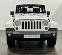 USED 2011 11 JEEP WRANGLER 2.8 SAHARA CRD 2d 197 BHP Striking High Gloss  White Ready for summer Jeep Sahara FREE UK DELIVERY