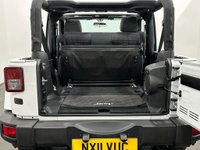 USED 2011 11 JEEP WRANGLER 2.8 SAHARA CRD 2d 197 BHP Striking High Gloss  White Ready for summer Jeep Sahara FREE UK DELIVERY
