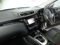 USED 2014 14 NISSAN QASHQAI 1.6 DCI TEKNA 5d 128 BHP &pound;35 ROAD TAX SAT NAV LEATHER SUNROOF CAMERA LOW MILEAGE 2 OWNERS FROM NEW 8 SERVICES TO 38K MILES