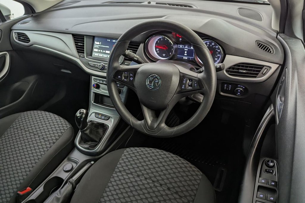 USED 2019 19 VAUXHALL ASTRA 1.0 DESIGN ECOTEC S/S 5d  
